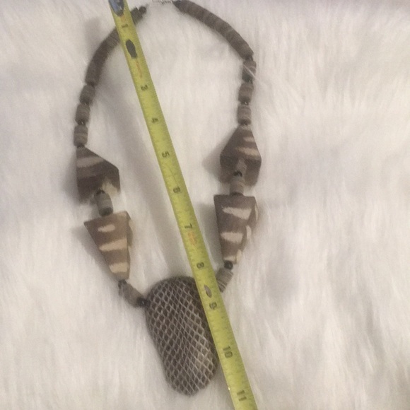 Necklace - Picture 2 of 6